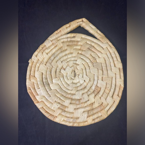 Hanging Goldfinch Bird Floral Tile Art Trivet on Rattan Vibrant Colors - Picture 4 of 6